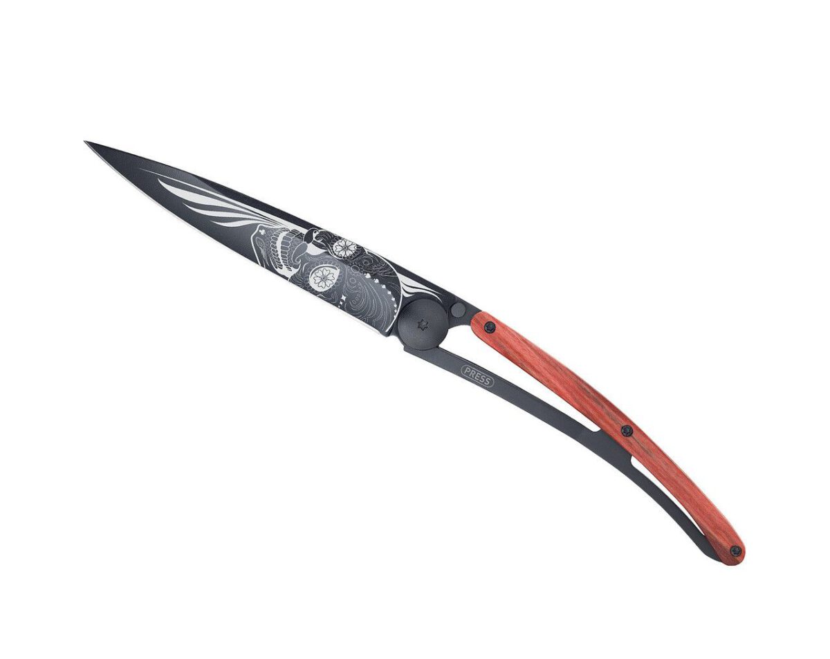 DEEJO 37G, ROTE BUCHE / LATINO SKULL